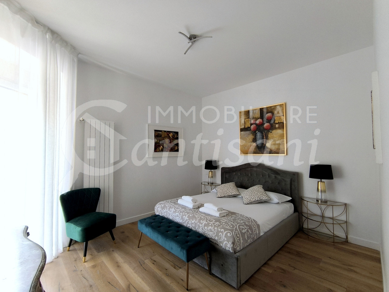 Trilocale Ristrutturato con Terrazza Abitabile in Zona Leopoldo - Firenze