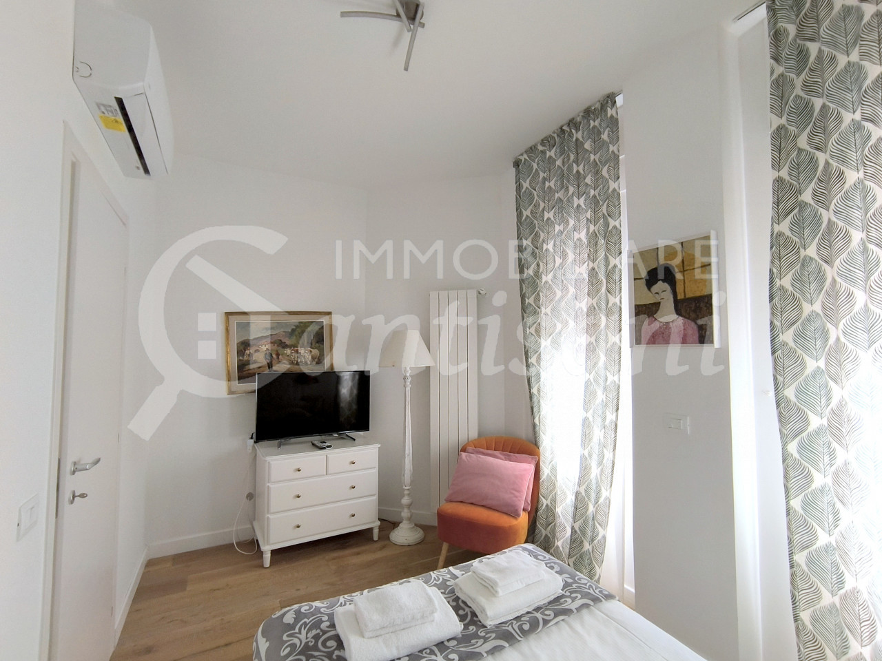 Trilocale Ristrutturato con Terrazza Abitabile in Zona Leopoldo - Firenze