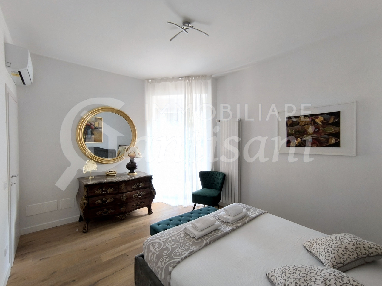Trilocale Ristrutturato con Terrazza Abitabile in Zona Leopoldo - Firenze