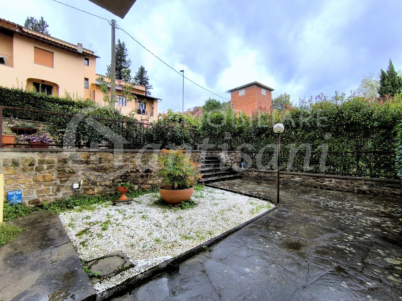 5 locali con giardino garage in vendita Tavarnuzze