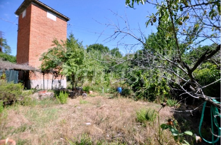 5 locali con giardino garage in vendita Tavarnuzze