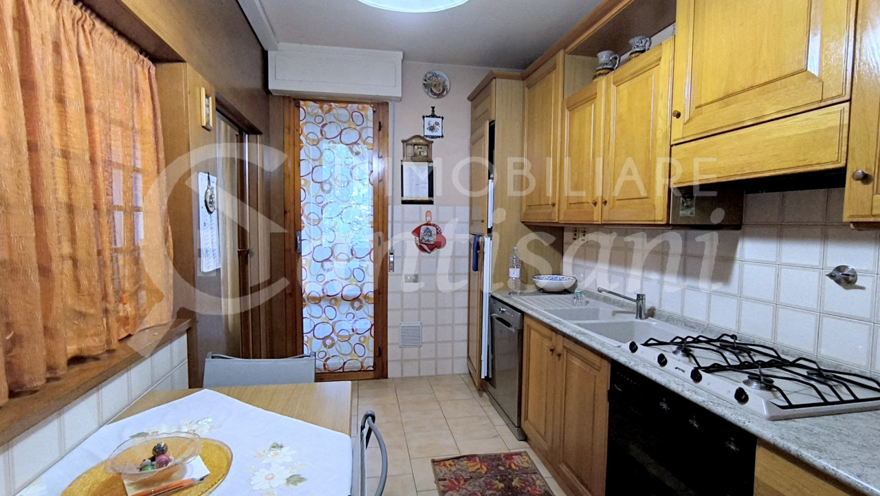 Quadrilocale in vendita Via Pistoiese