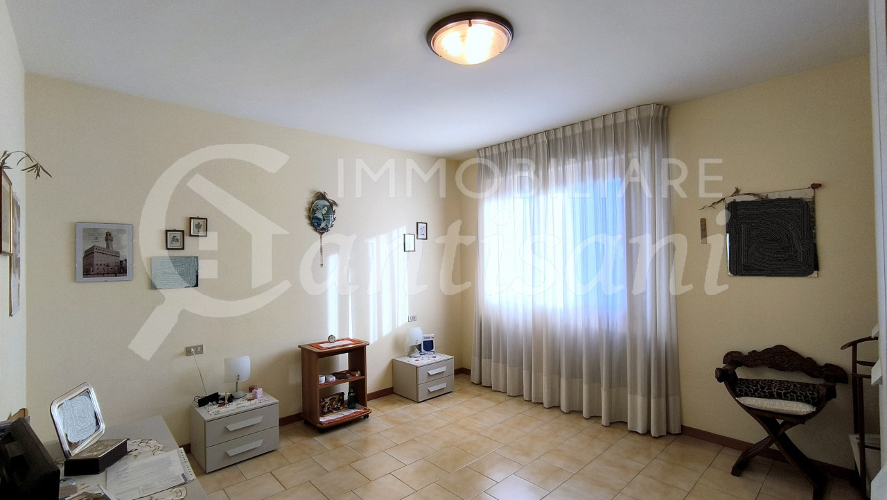 Quadrilocale in vendita Via Pistoiese