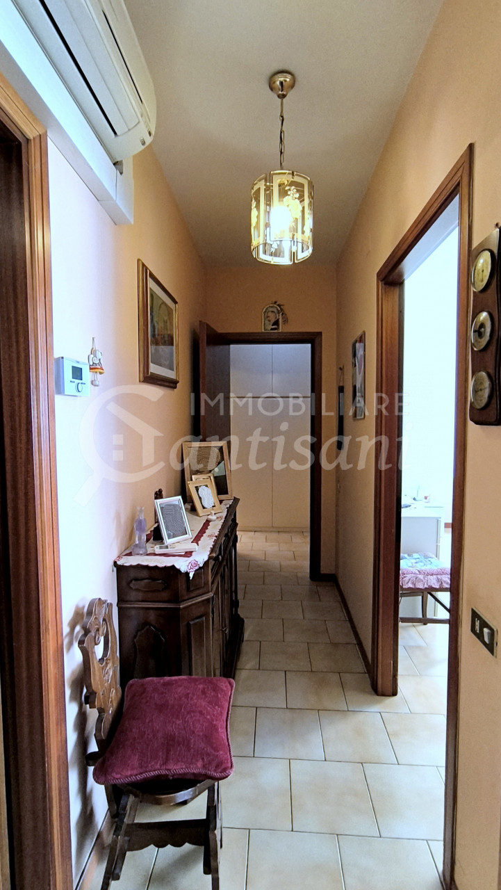 Quadrilocale in vendita Via Pistoiese