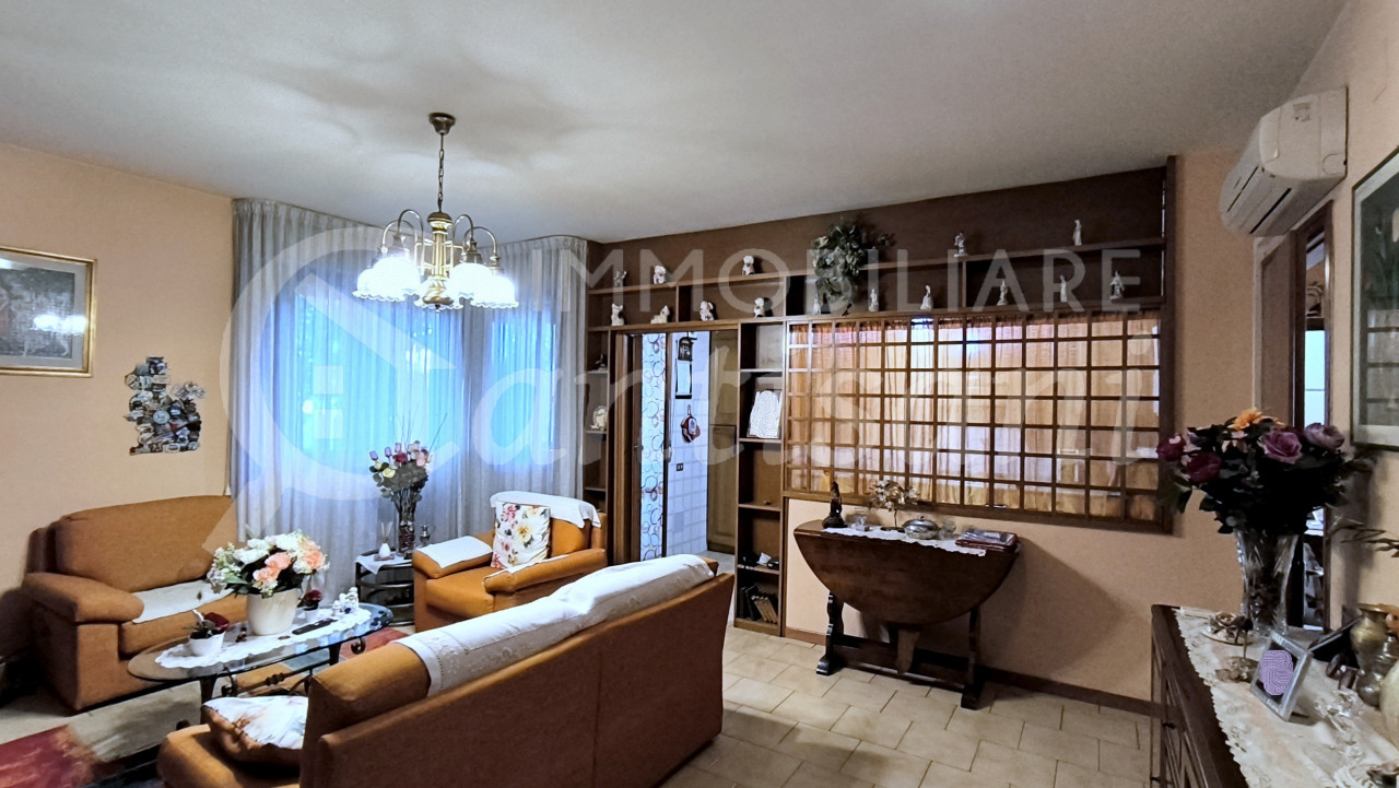 Quadrilocale in vendita Via Pistoiese