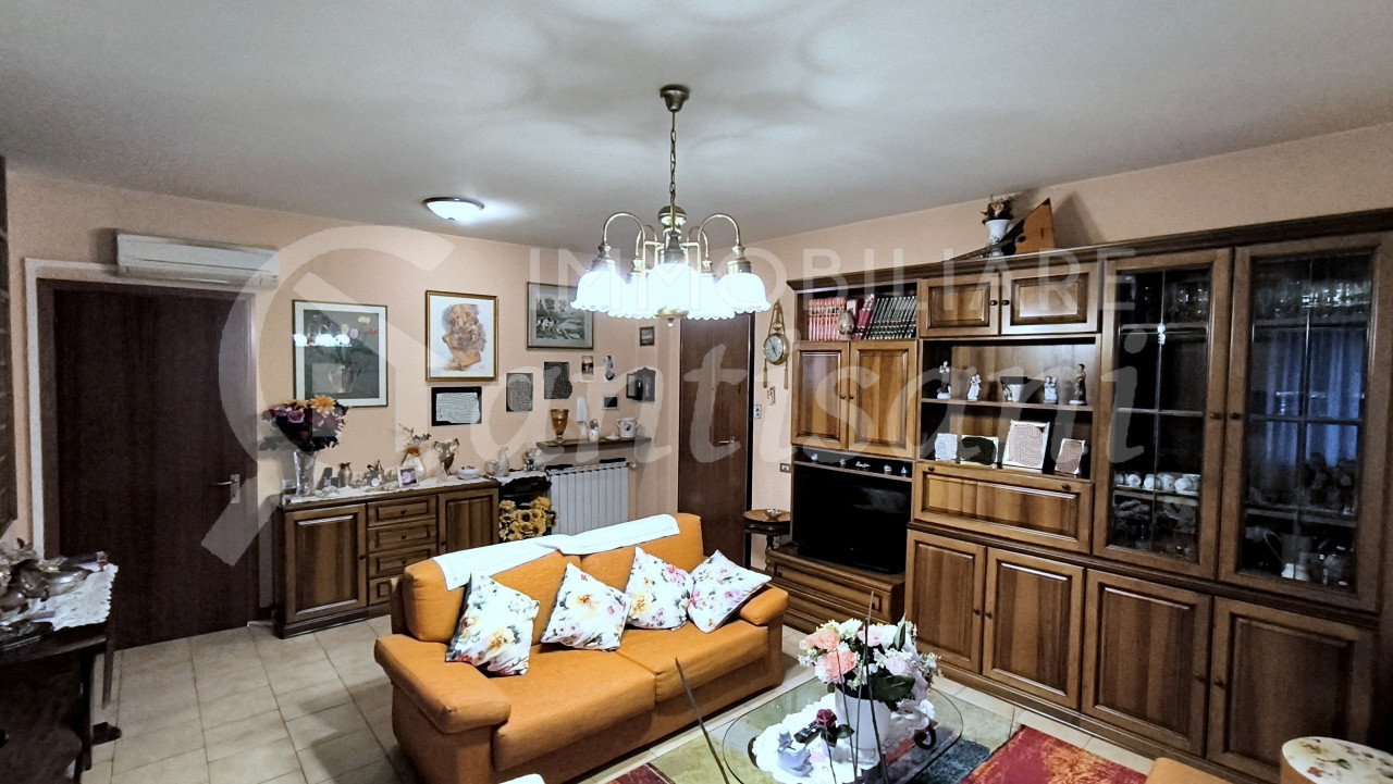 Quadrilocale in vendita Via Pistoiese