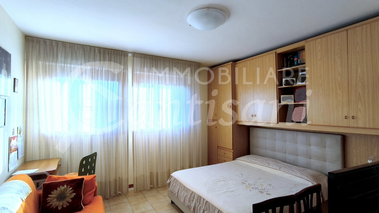 Quadrilocale in vendita Via Pistoiese