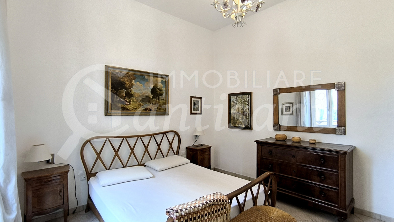 Quadrilocale con balcone in vendita Porta Romana