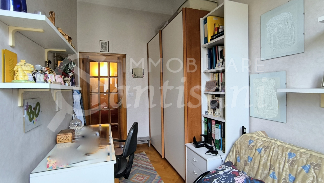 Quadrilocale con sottotetto in Vendita a Statuto