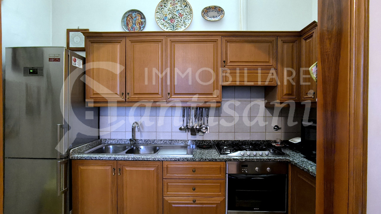 Quadrilocale con sottotetto in Vendita a Statuto