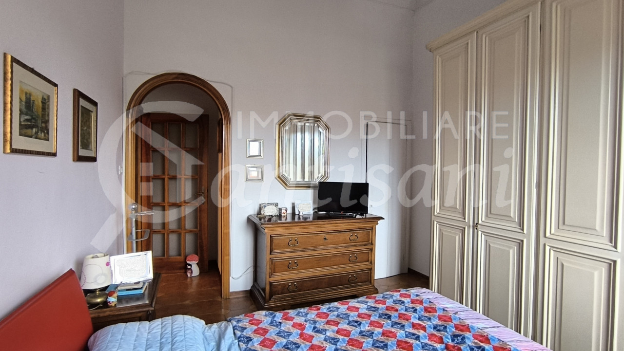 Quadrilocale con sottotetto in Vendita a Statuto