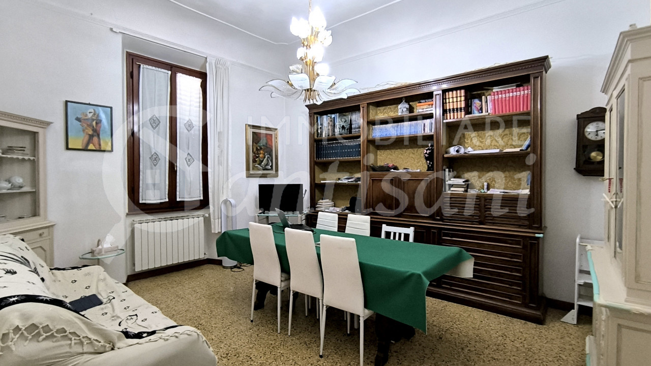 5 locali in affitto a Porta al Prato Firenze