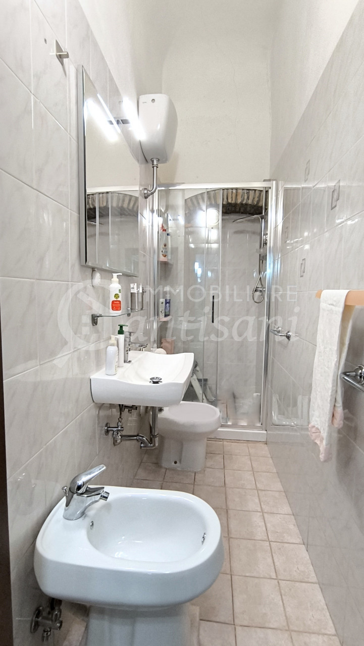 5 locali in affitto a Porta al Prato Firenze