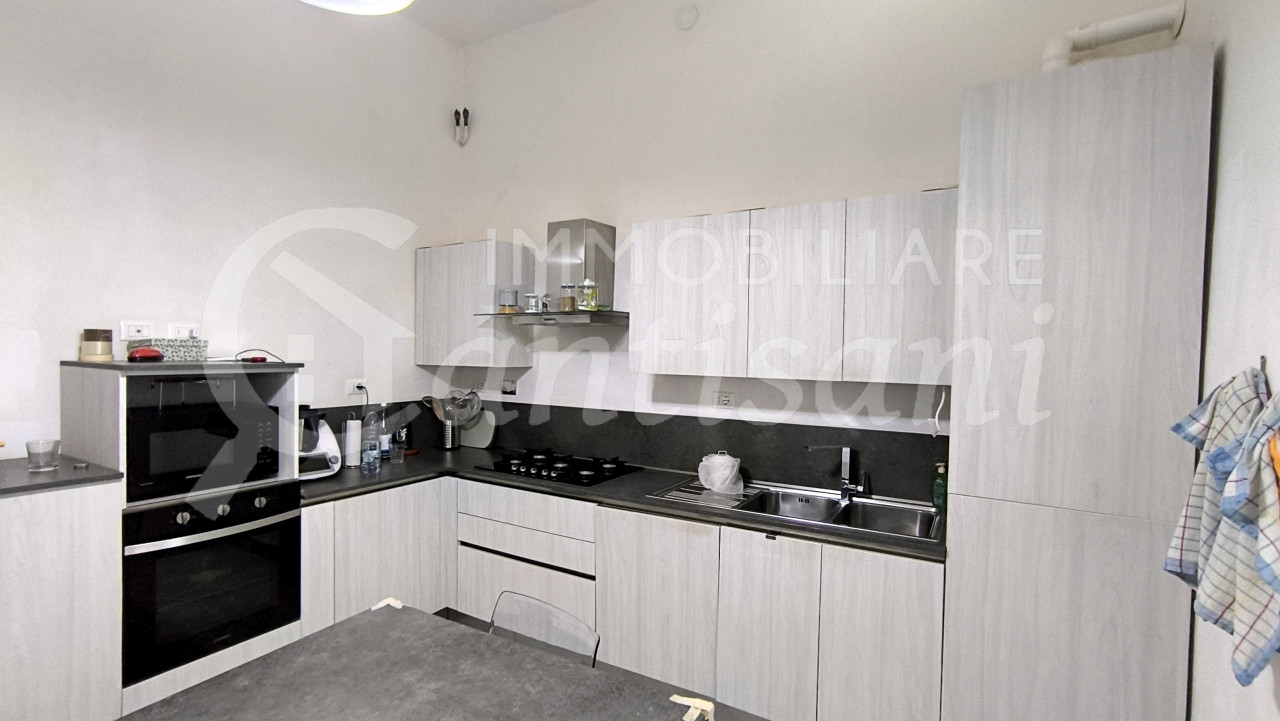 5 locali in affitto a Porta al Prato Firenze