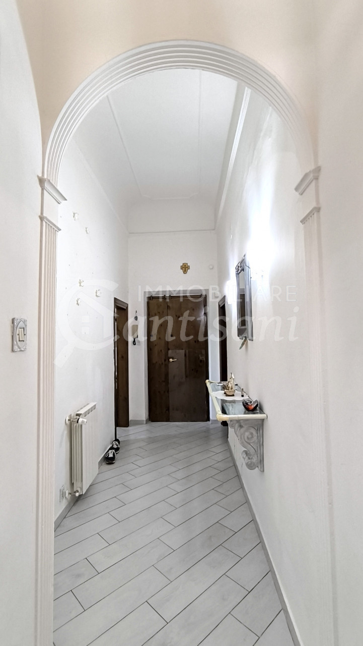 5 locali in affitto a Porta al Prato Firenze