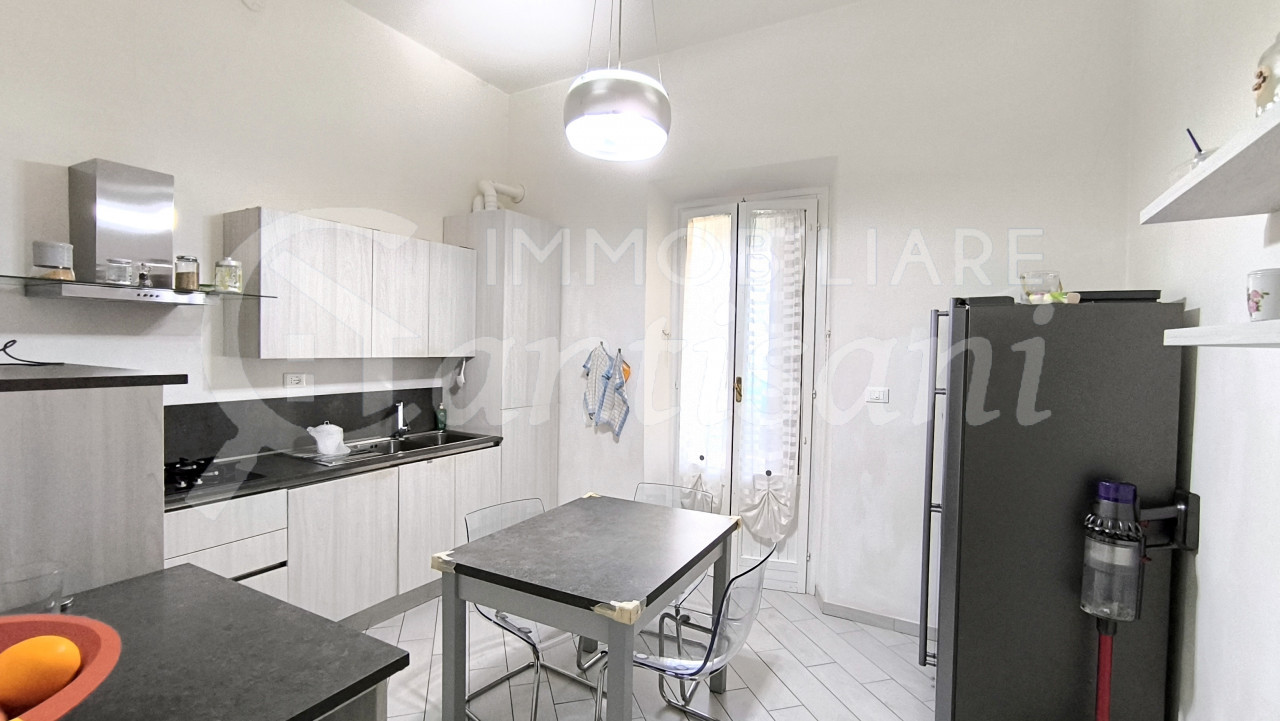 5 locali in affitto a Porta al Prato Firenze