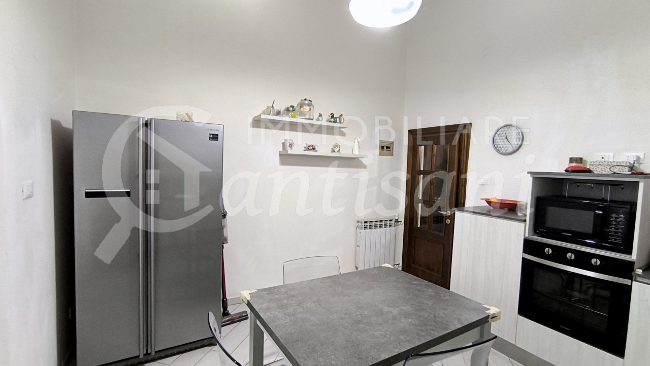 5 locali in affitto a Porta al Prato Firenze