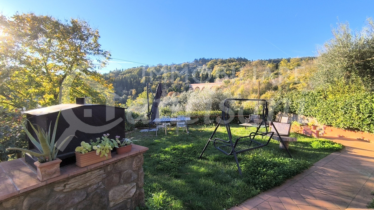 Casa a Schiera con Giardino e Vista Panoramica a Fiesole
