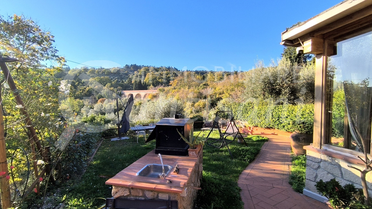 Casa a Schiera con Giardino e Vista Panoramica a Fiesole