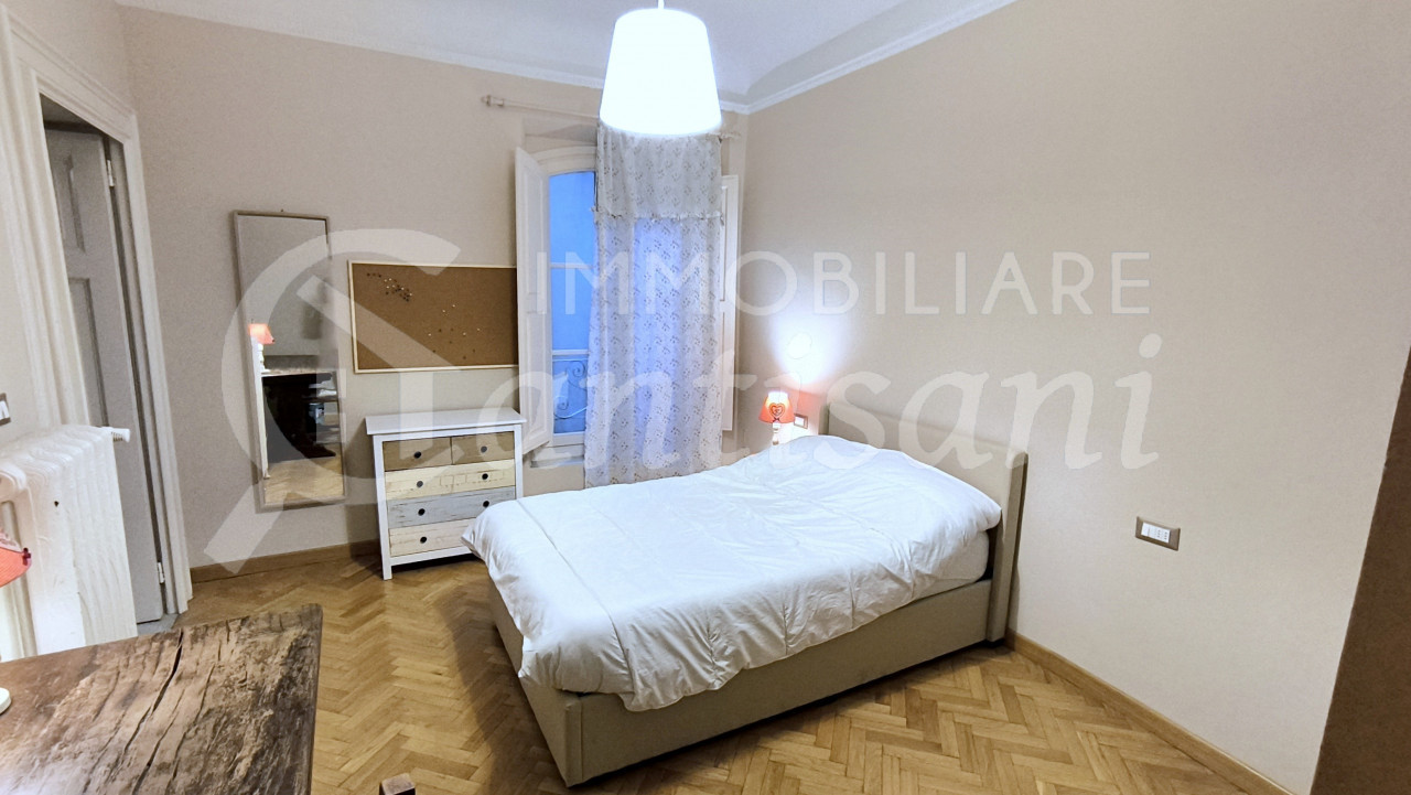 Stanza in affitto Lungarno Vespucci Firenze