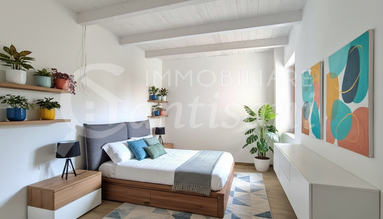 Appartamento Quadrilocale Ristrutturato con Giardino Esclusivo a Vicchio