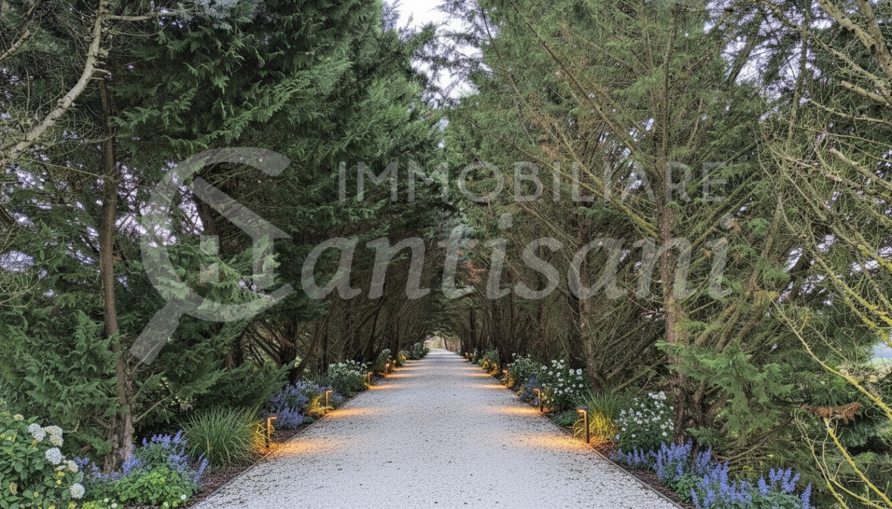 Appartamento Quadrilocale Ristrutturato con Giardino Esclusivo a Vicchio