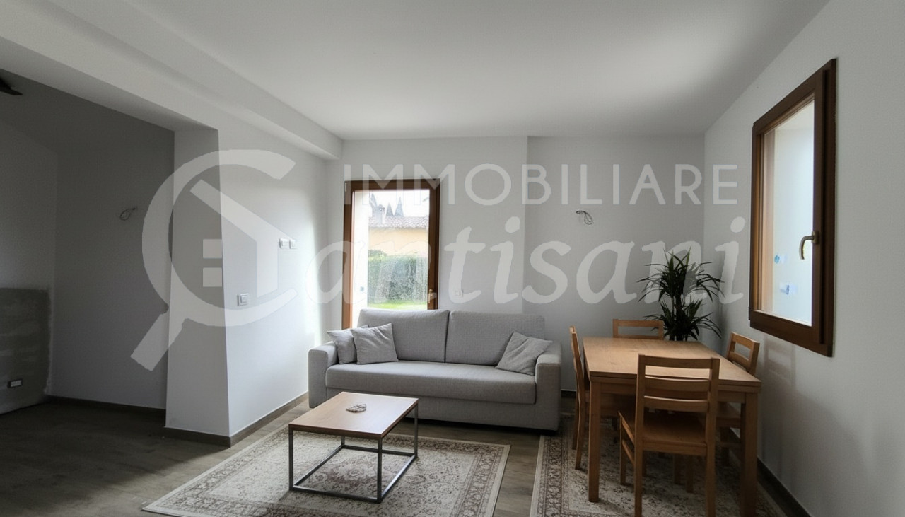 Appartamento Quadrilocale Ristrutturato con Giardino Esclusivo a Vicchio