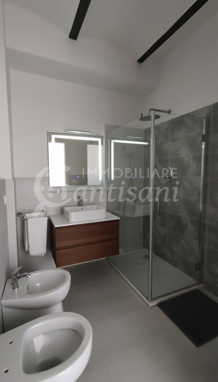 Appartamento Quadrilocale Ristrutturato con Giardino Esclusivo a Vicchio