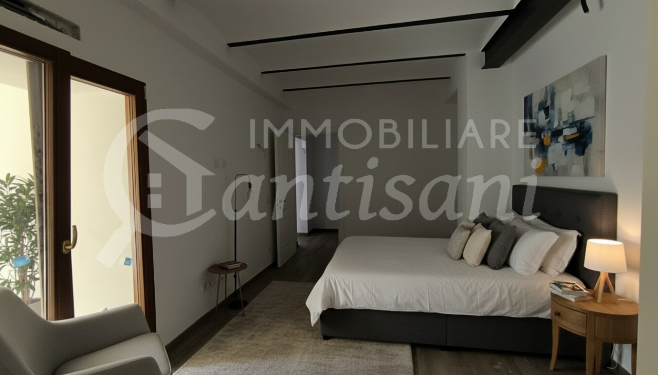 Appartamento Quadrilocale Ristrutturato con Giardino Esclusivo a Vicchio