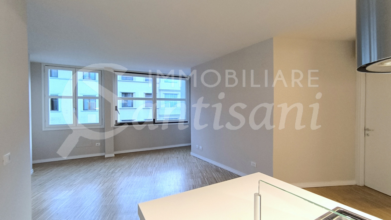 Appartamento in affitto via Fabbroni.