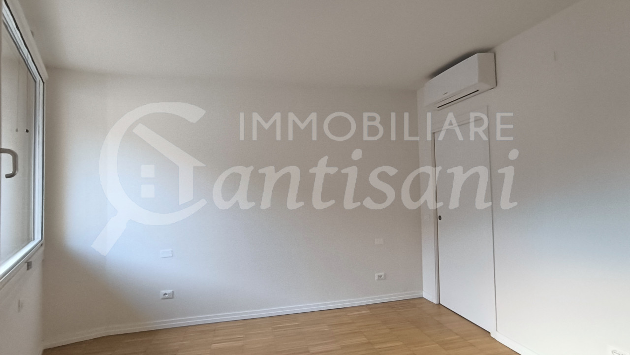 Appartamento in affitto via Fabbroni.