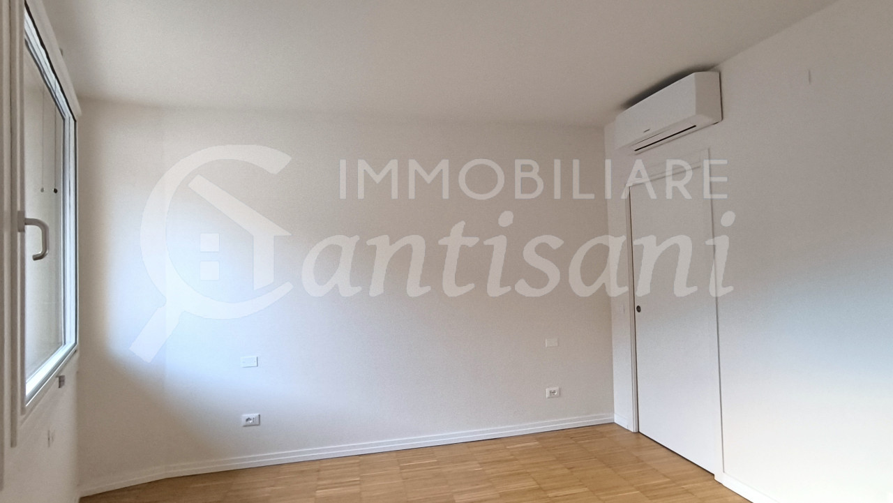 Appartamento in affitto via Fabbroni.