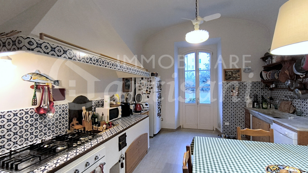 Stanza con bagno privato in affitto Lungarno Vespucci Firenze