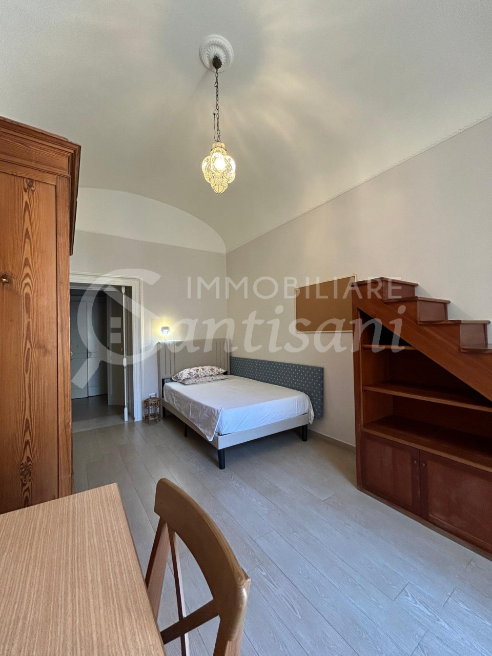 Stanza con bagno privato in affitto Lungarno Vespucci Firenze